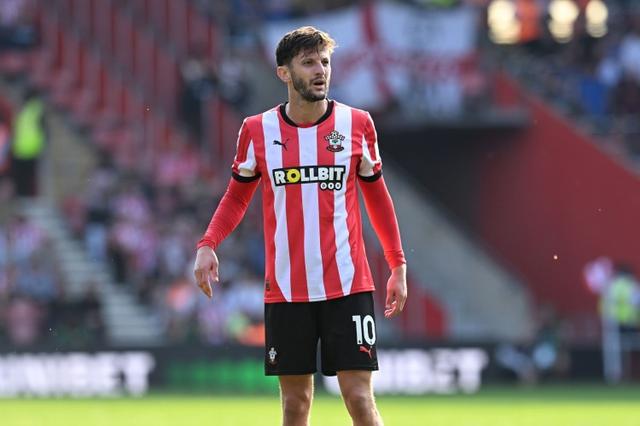 拉拉纳接受, 管理像利物 拉拉纳接受, 管理像利物